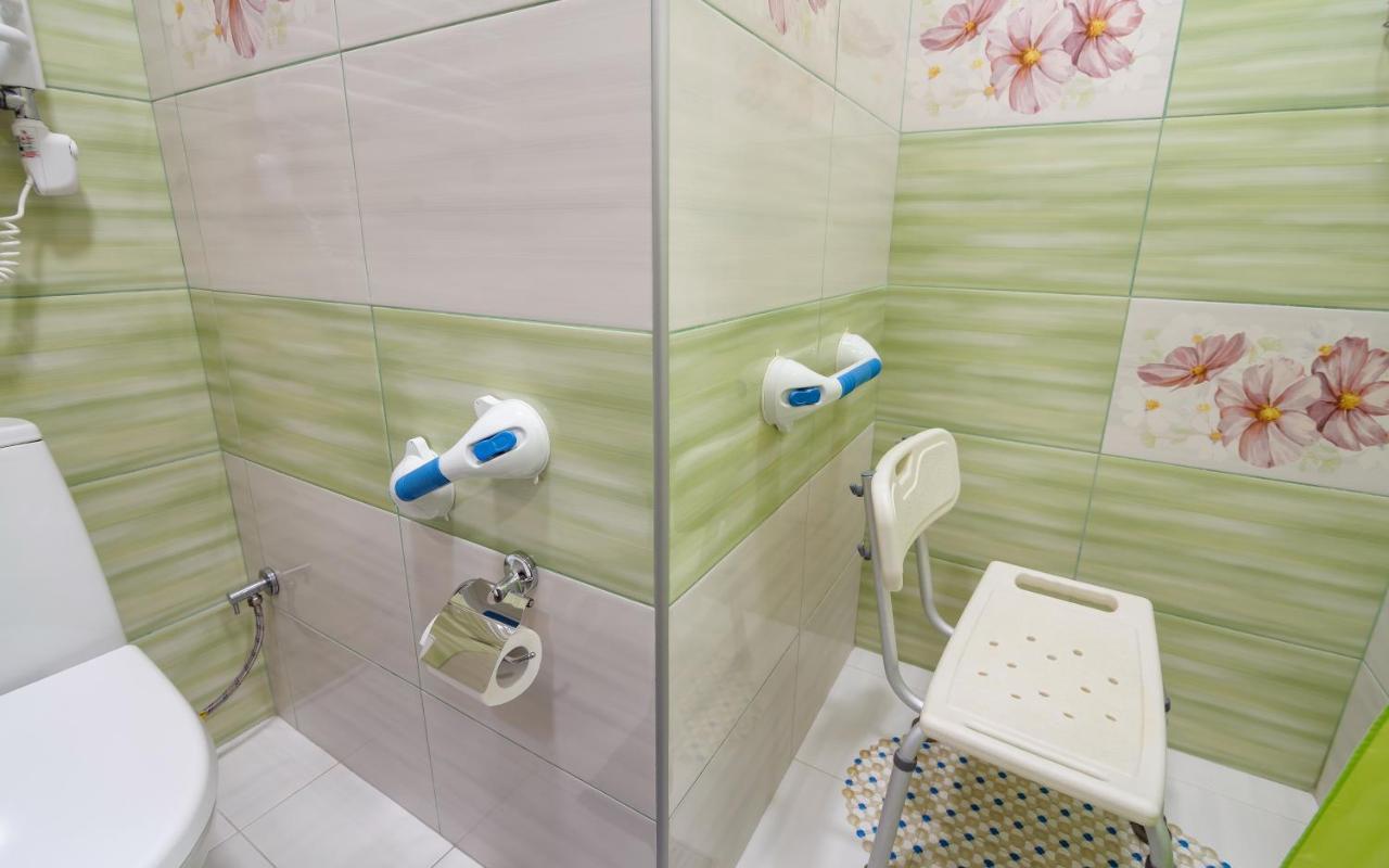 Colored Balloons - 3 Bedrooms, 3 Bathrooms, Equipped Large Apartments Lviv Kültér fotó