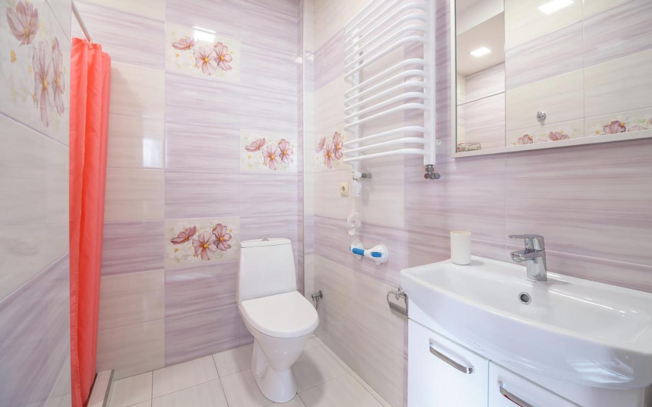 Colored Balloons - 3 Bedrooms, 3 Bathrooms, Equipped Large Apartments Lviv Kültér fotó