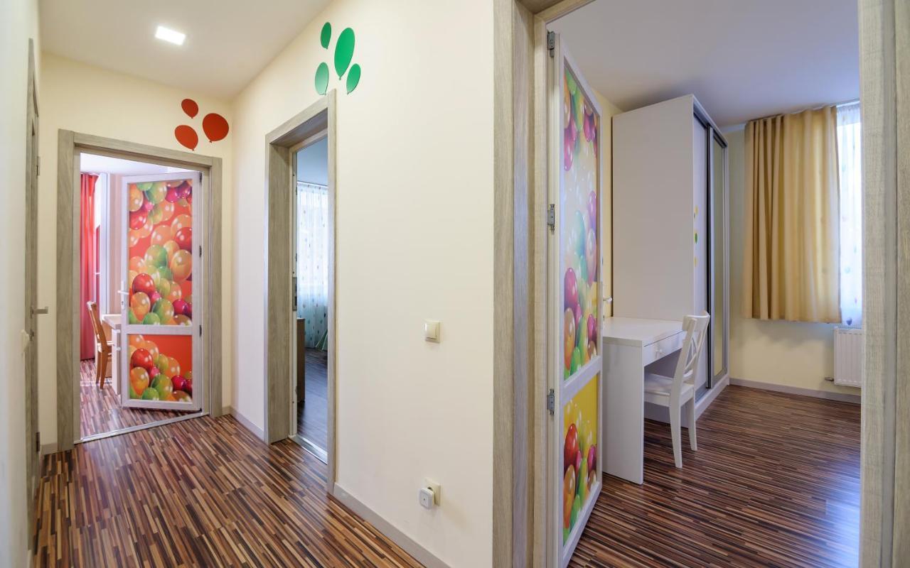 Colored Balloons - 3 Bedrooms, 3 Bathrooms, Equipped Large Apartments Lviv Kültér fotó