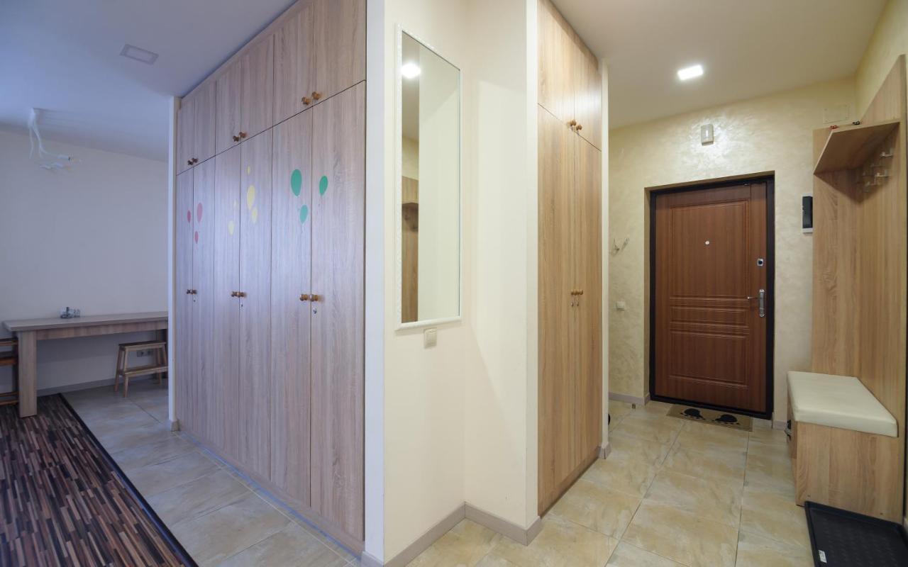 Colored Balloons - 3 Bedrooms, 3 Bathrooms, Equipped Large Apartments Lviv Kültér fotó